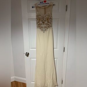 Stunning TARIK EDIZ dress